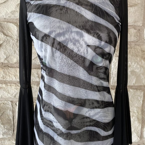 NWT Save The Faith White Tiger Long Sleeve Top - Picture 11 of 11